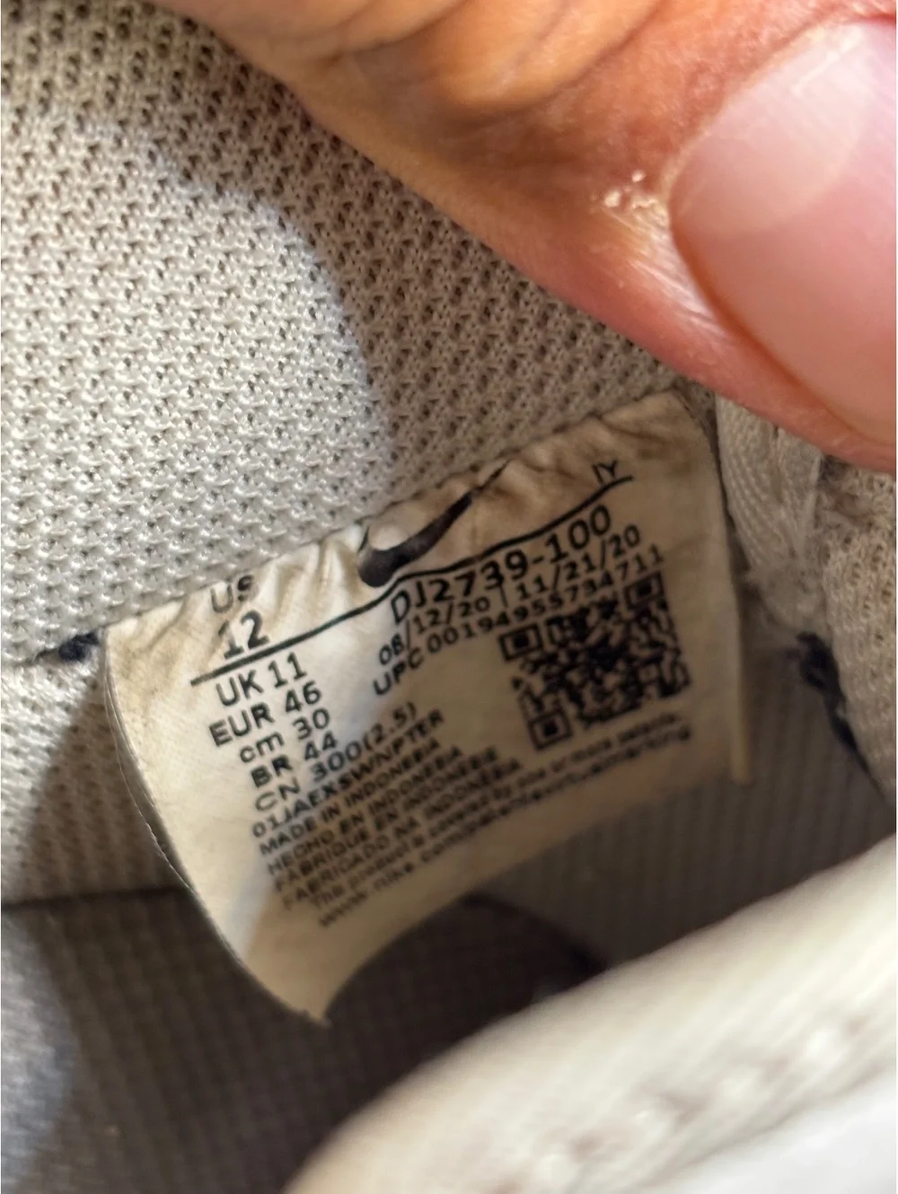 Nike Air Force 1 low white gum
